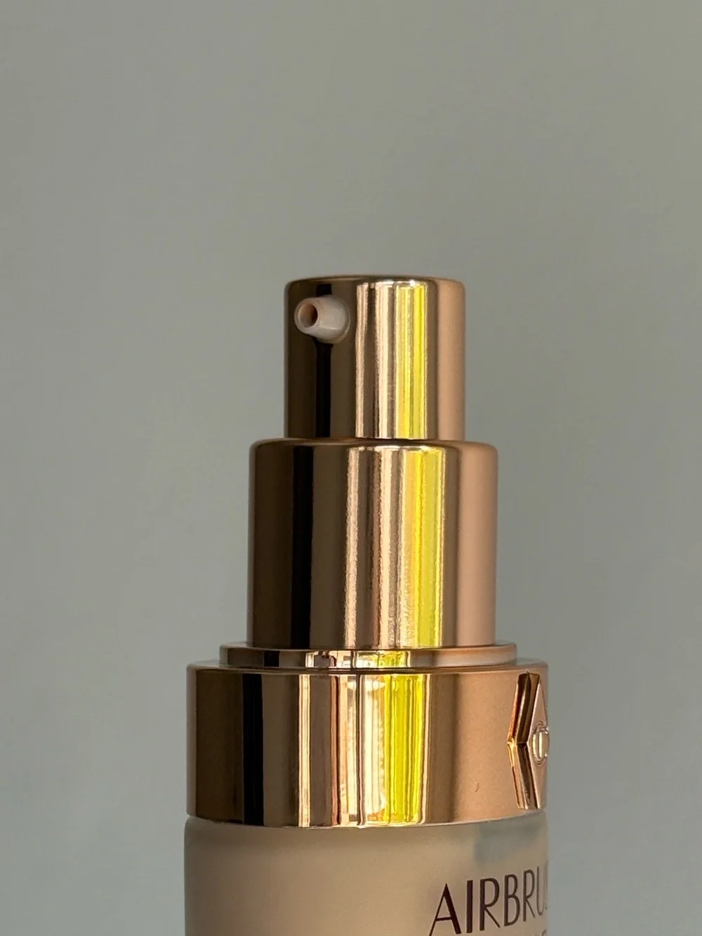 Charlotte Tilbury Airbrush Flawless Foundation 